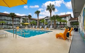 Baymont Suites Kissimmee